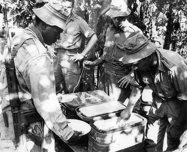 Mermite Food Containers - 1/35