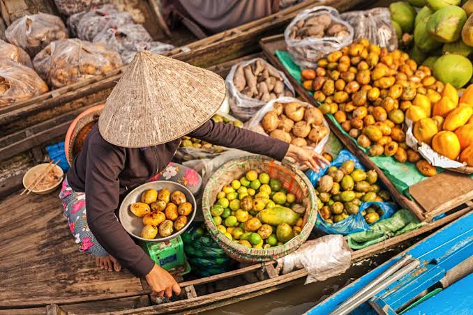 Vietnamese Market Baskets - 1/35