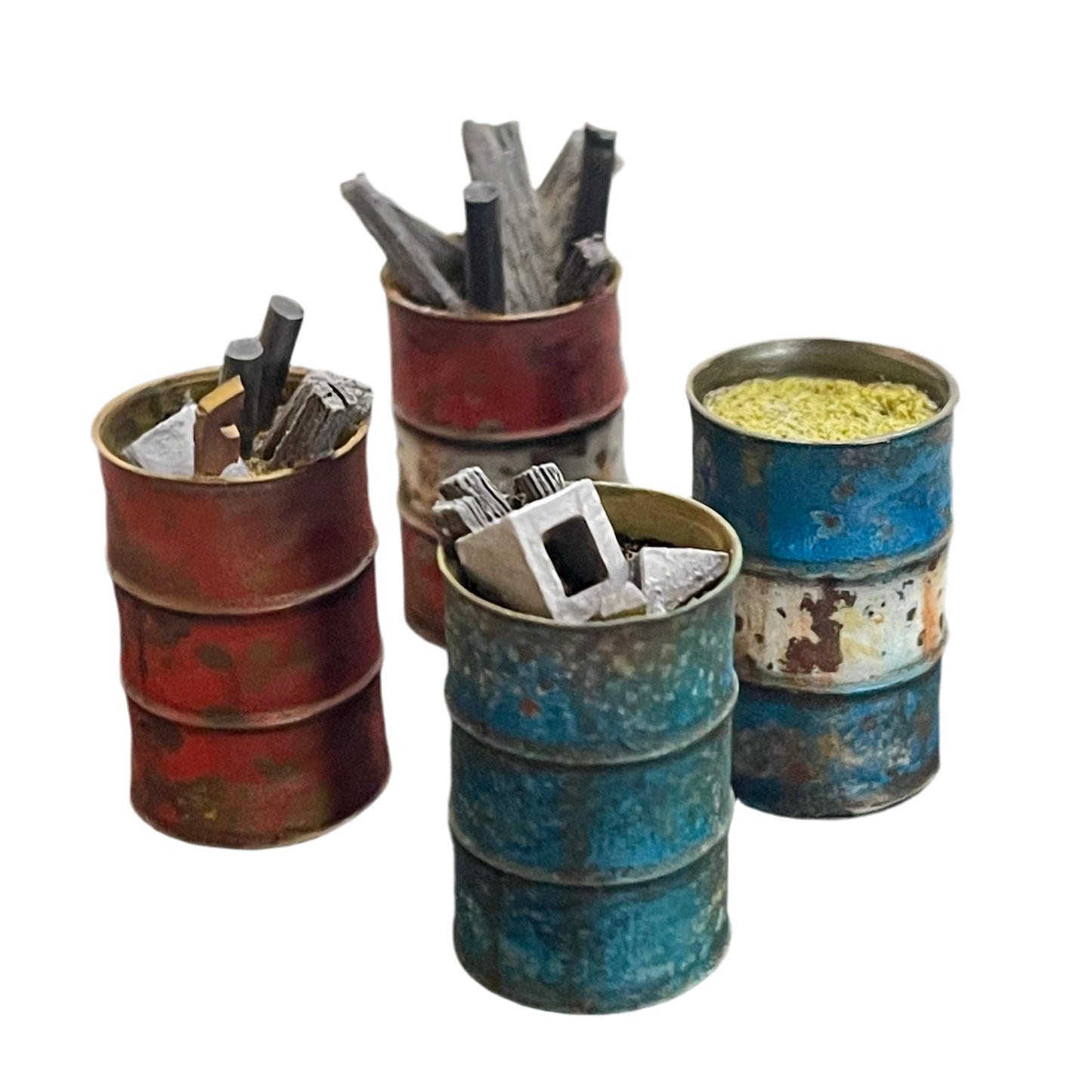 200L Fuel Drums with Assorted Rubbish Kit - 1/35
