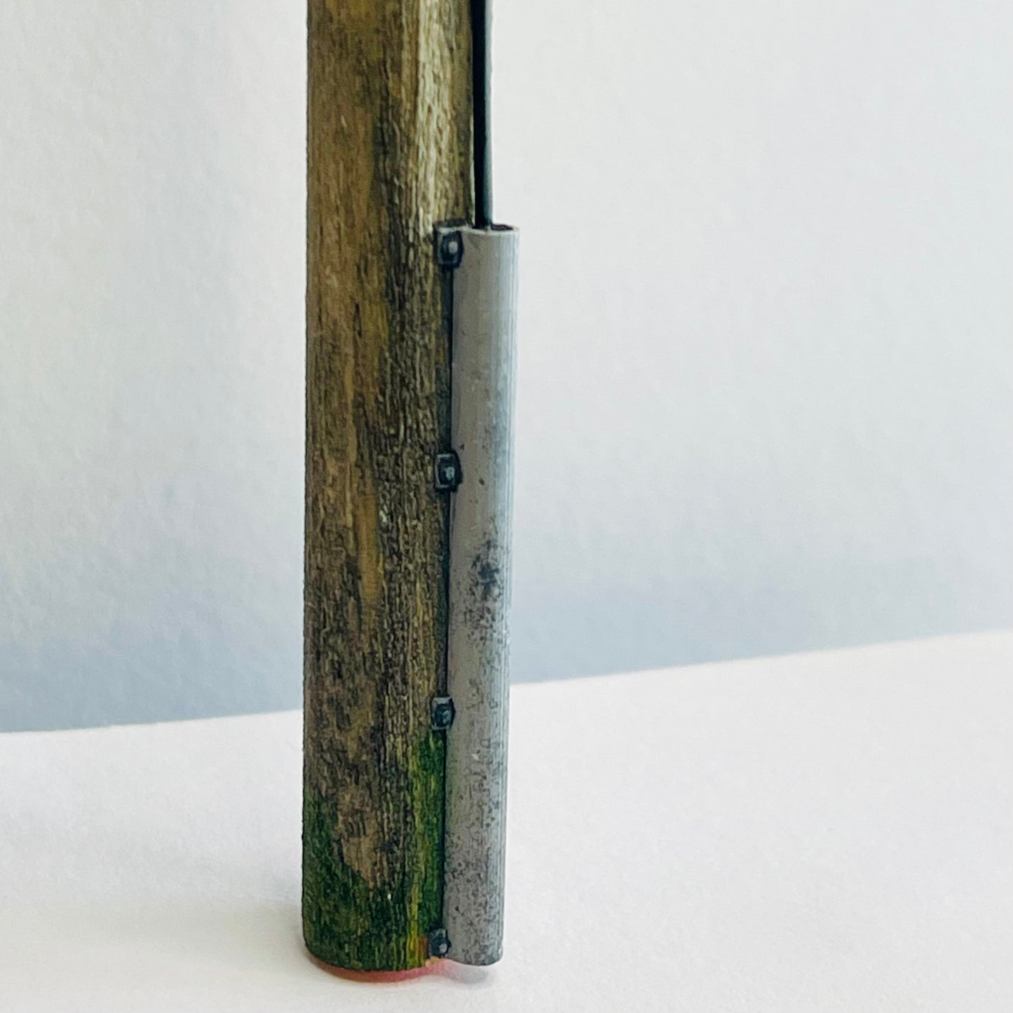 Modern Power Pole Kit - 1/35