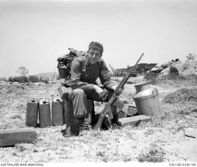 Australian Pattern 20L Fuel & Water Containers - 1/35