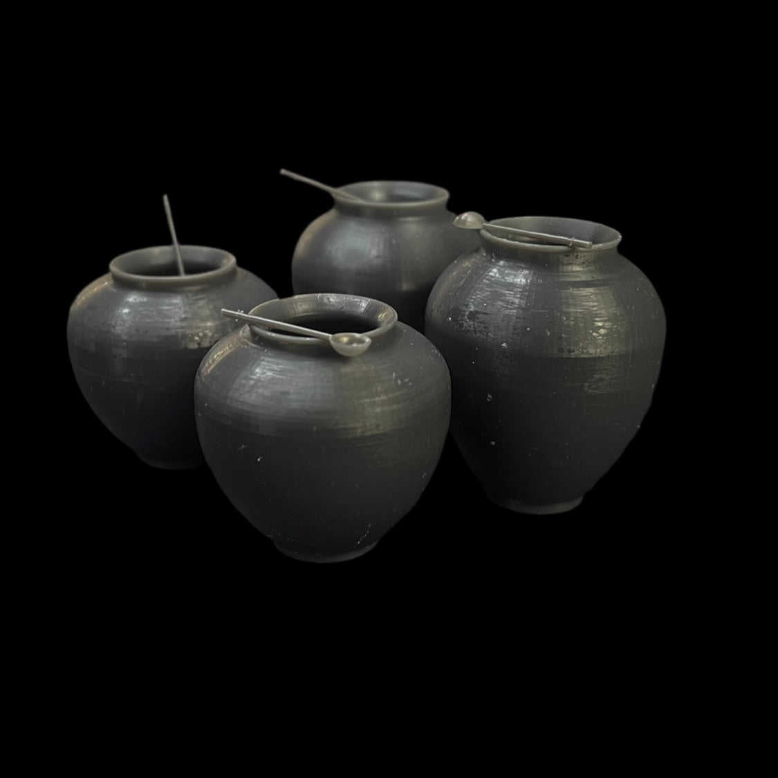Vietnamese Large Water Pots with Ladles -1/35