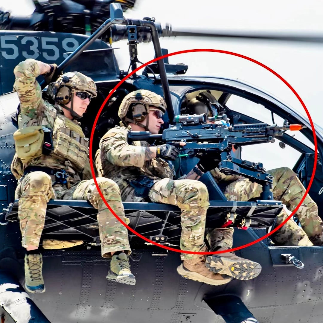 Little Bird MH-6 Operator Bench Seat & Mounted Machine Gun Kit - 1/35