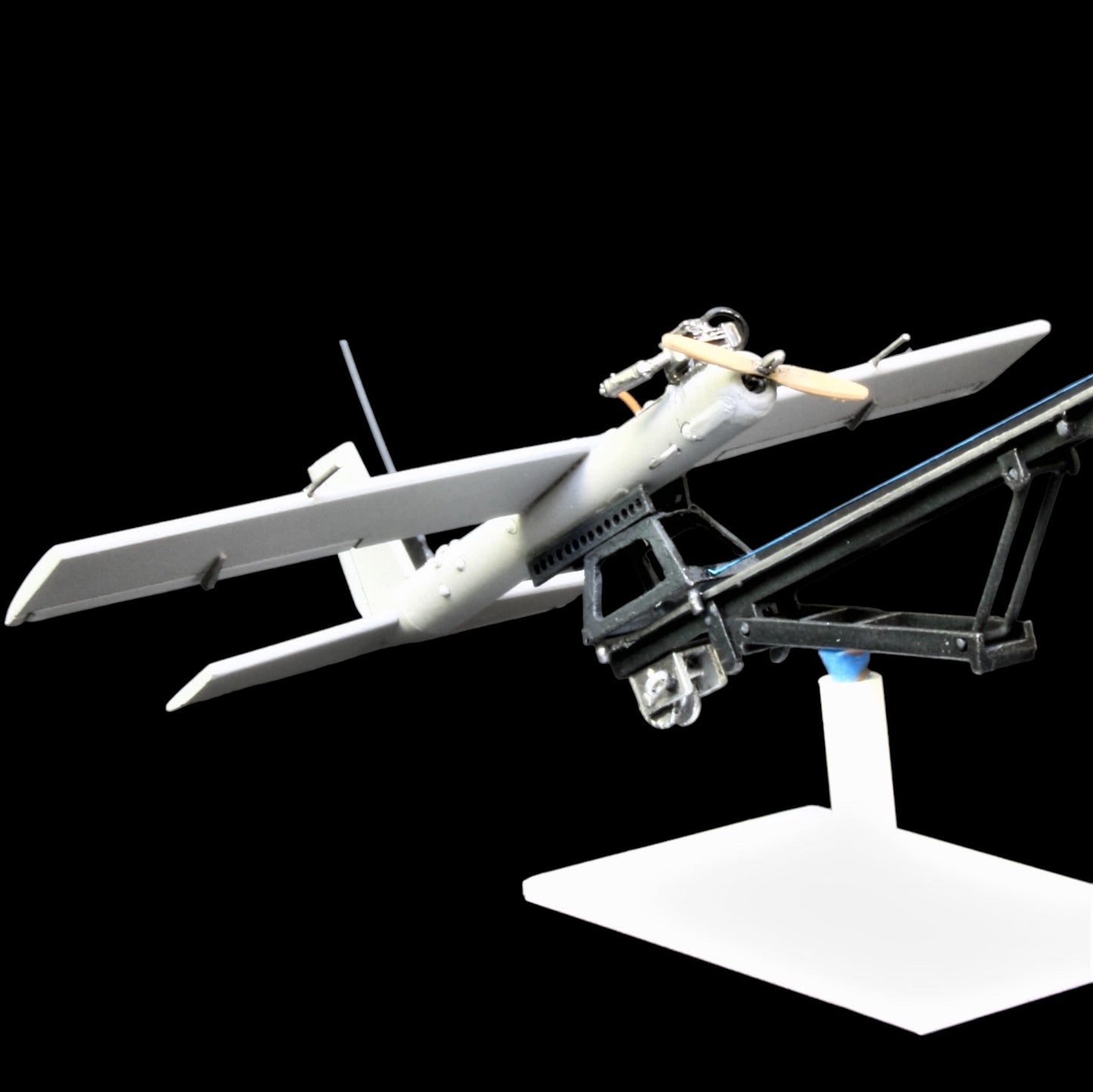 Silver Fox UAV Model and Accessories - 1/35