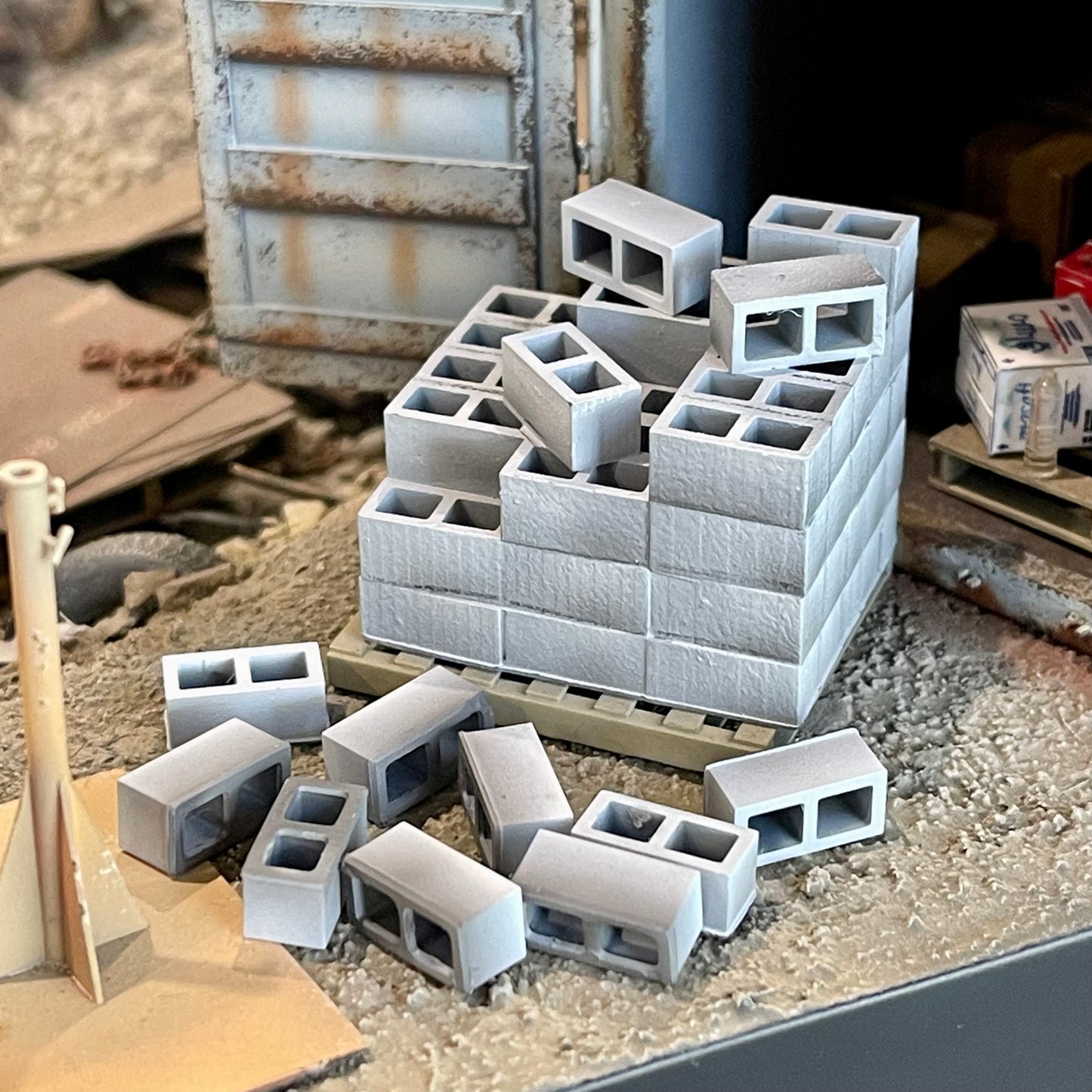 Cinder / Concrete Blocks Stack and Pallet - 1/35