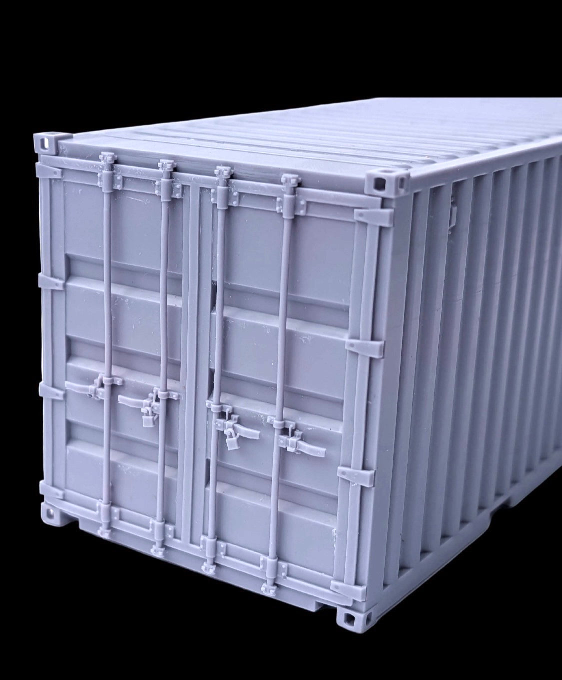 20 Foot Shipping Container Kit - 1/35