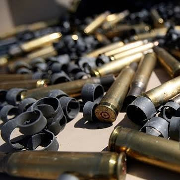Spent 25mm Rounds & Links - 1/35