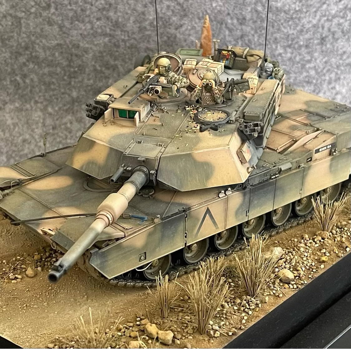 Australian Army Abrams M1A1 AIM SA for the  Dragon M1A2 SEP #3536 Conversion Kit