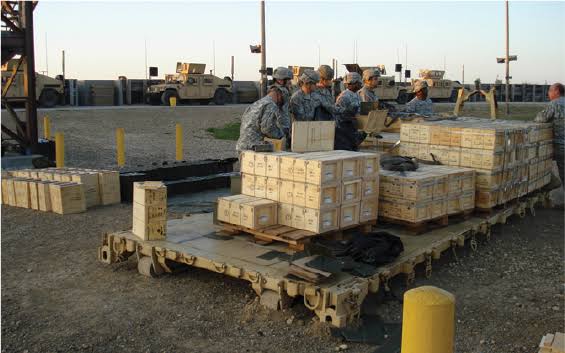 FFAR Warheads & Pallets - 1/35