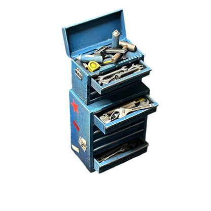 Modern Tool Chest and Tools - 1/35