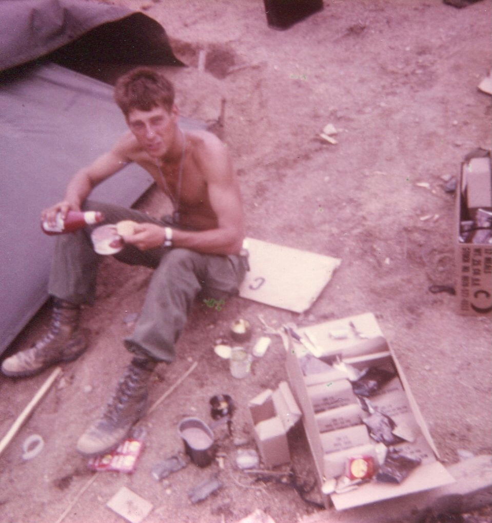 Vietnam War U.S. C-Rations (Opened & Sealed) – 1/35