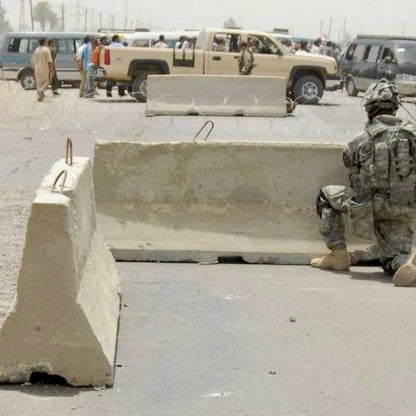 Jersey Barrier Set - 1/48