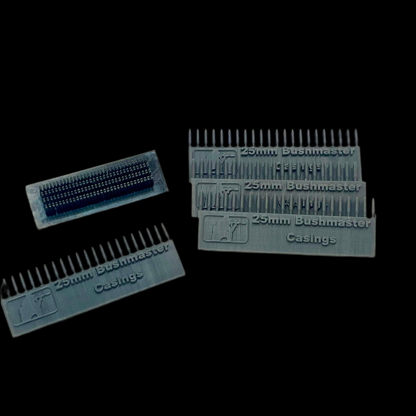 Spent 25mm Rounds and Links - 1/35