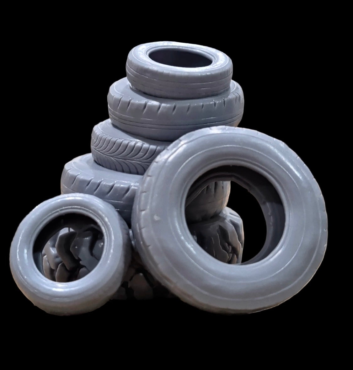 Workshop Tyre Stack & Loose Tyres – 1/35