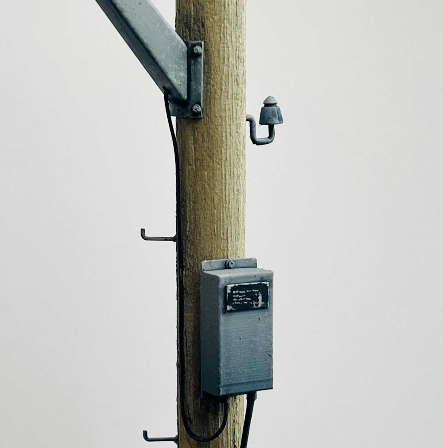 Modern Power Pole Kit