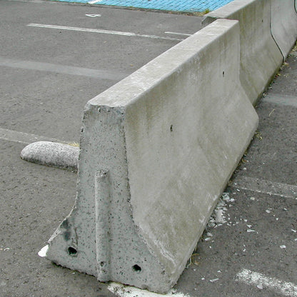 Jersey Barrier Battle Damage Set - 1/35