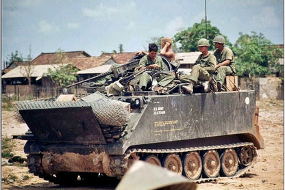 Armoured Vehicle Defensive Position Kit - 1/35 by