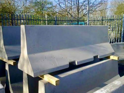 Jersey Barrier Set - 1/48
